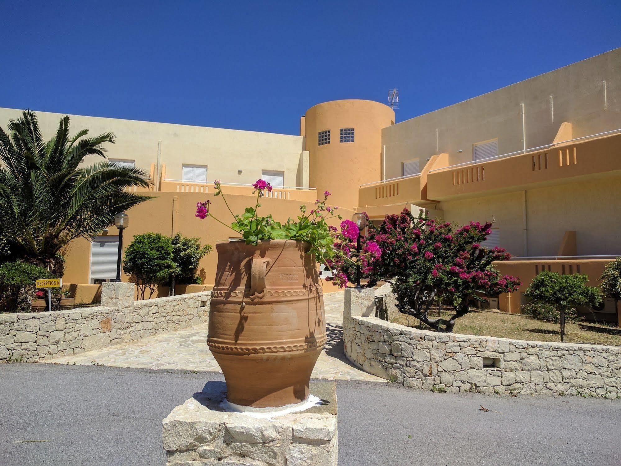 Hotel Sea Breeze Sitia  Dış mekan fotoğraf